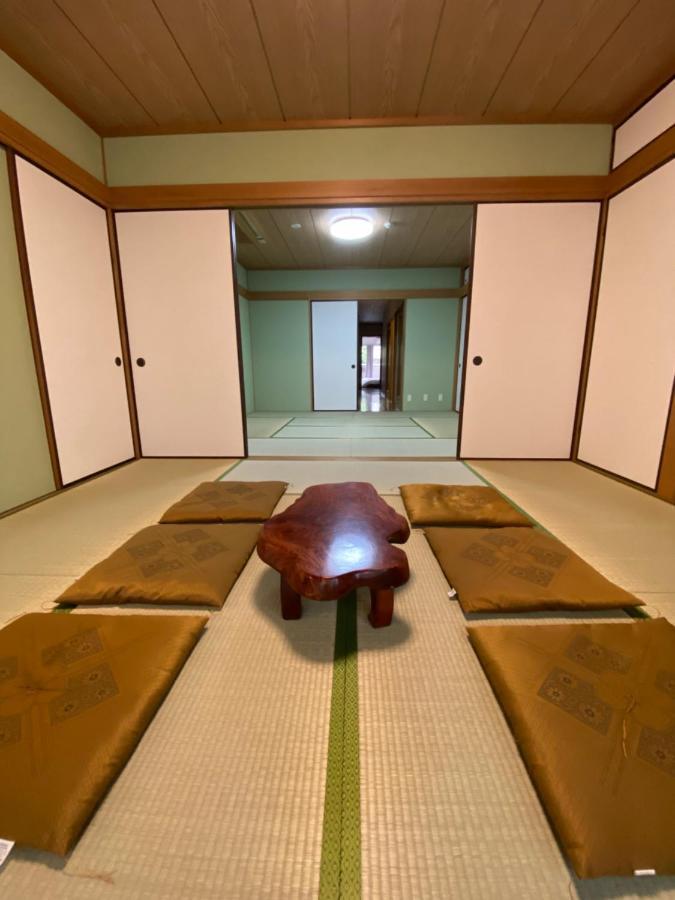 Flora Otemachi/フローラ大手町 Apartment